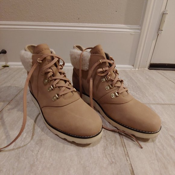 Cole Haan Nantucket Rugged Waterproof Suede & Faux Fur Hikers Boot Size 10 B - Picture 2 of 6